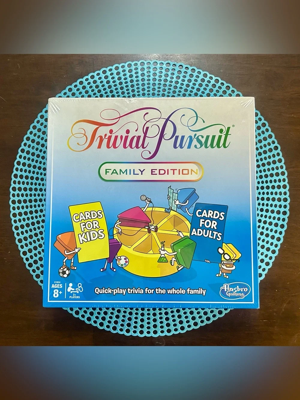 Trivial Pursuit Family Edition Game Board Hasbro Sealed Complete